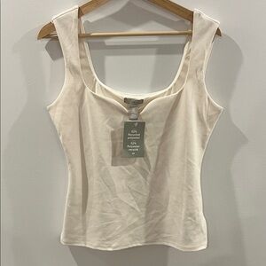 NWT H&M Cream heart shaped scoop cami